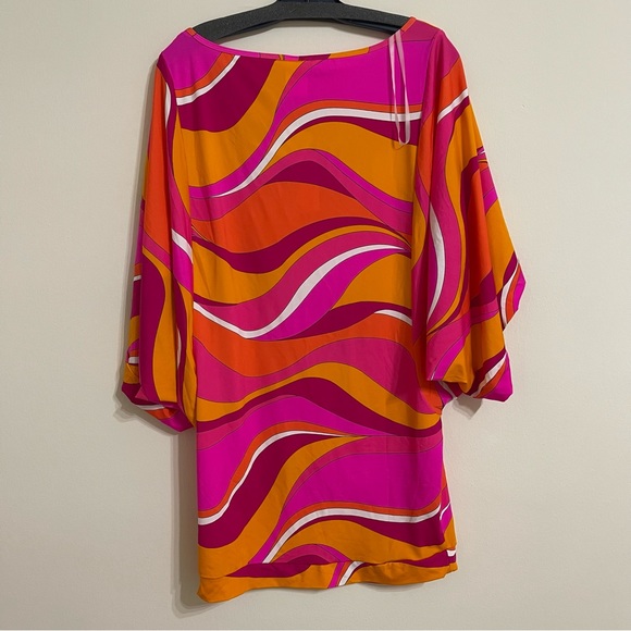 Trina Turk VIVID VISTA SWIM TUNIC - Picture 4 of 12